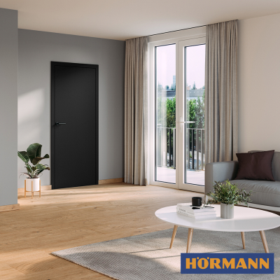 Drzwi drewniane z matowymi powierzchniami w promocji